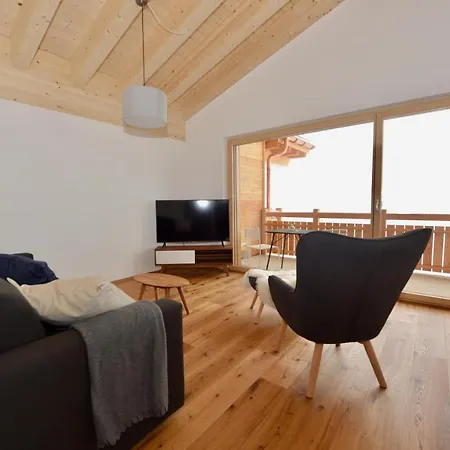 Apartment Alpen-park Dachwohnung West *