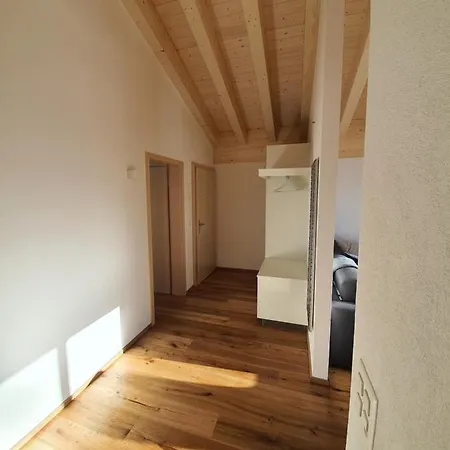 Alpen-park Dachwohnung West